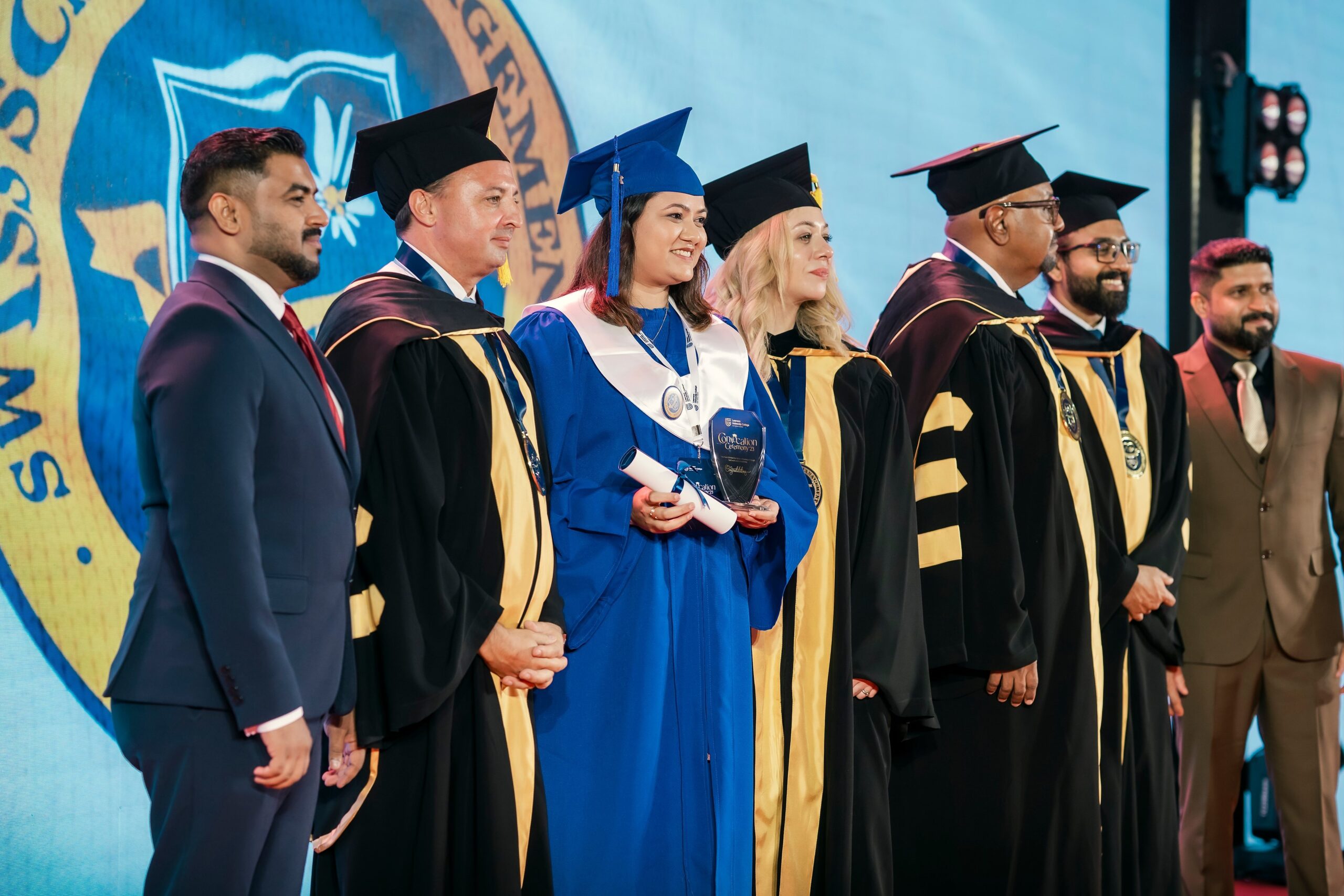 Online MBA Dubai Graduates
